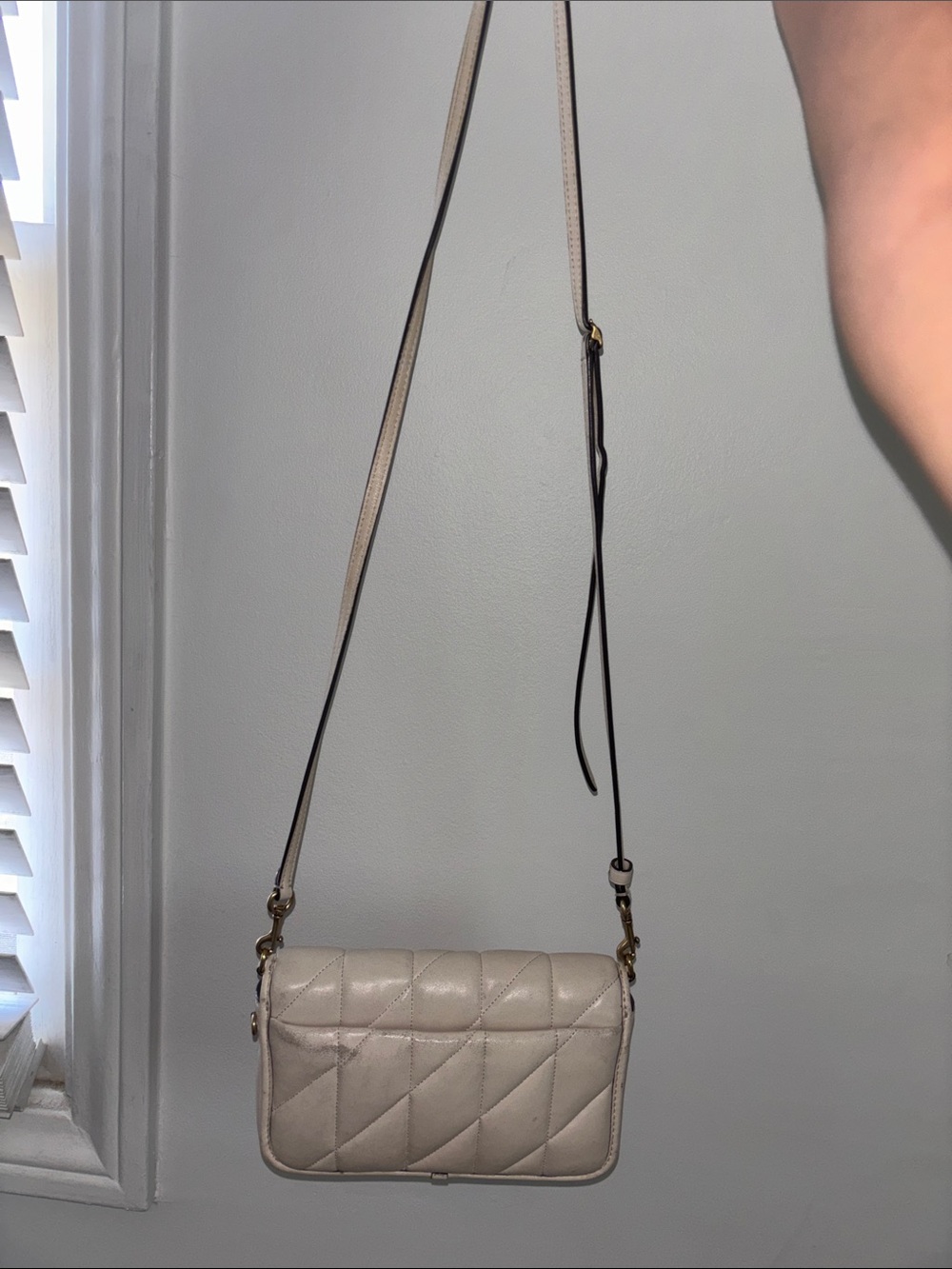 Quilted Coach Hayden Crossbody Bag with Adjustable Strap - Picture 2 of 3